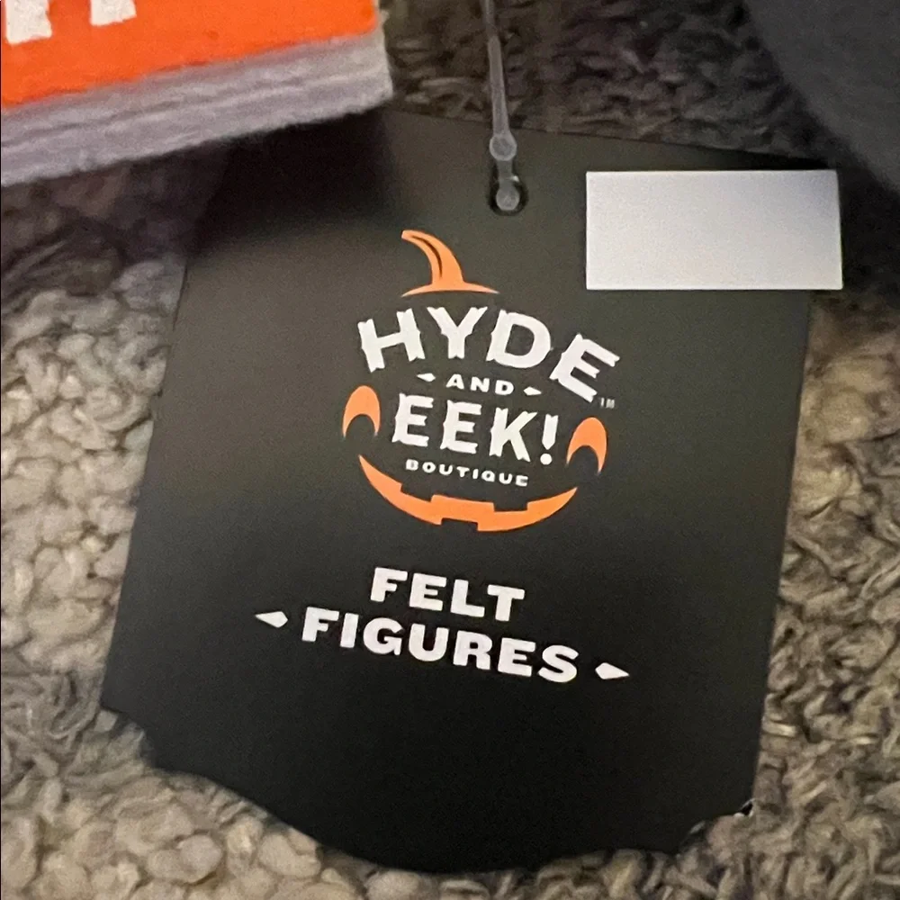 Hyde & EEK! this listing
